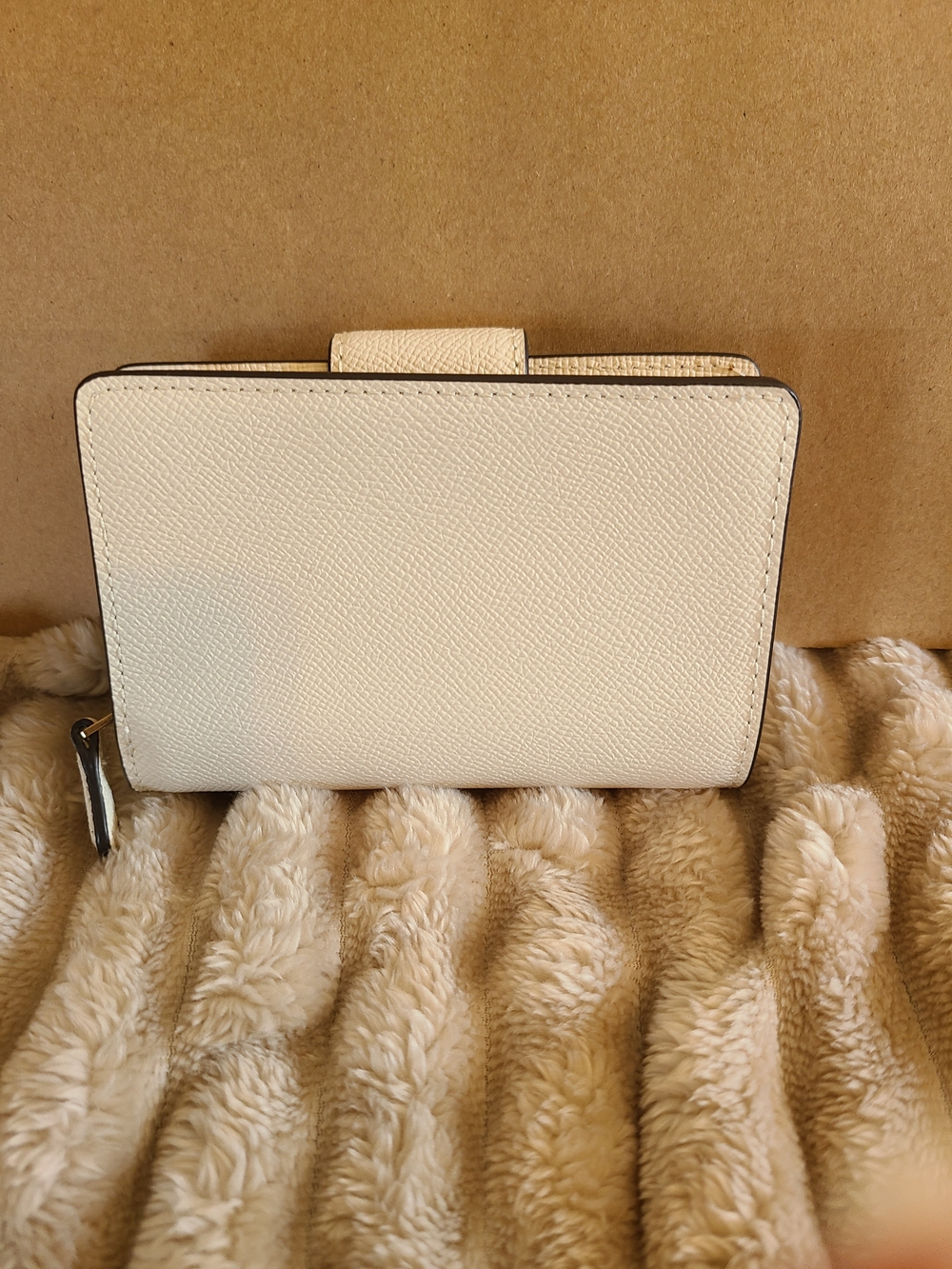 COACH Medium Corner Zip Wallet - Picture 5 of 6